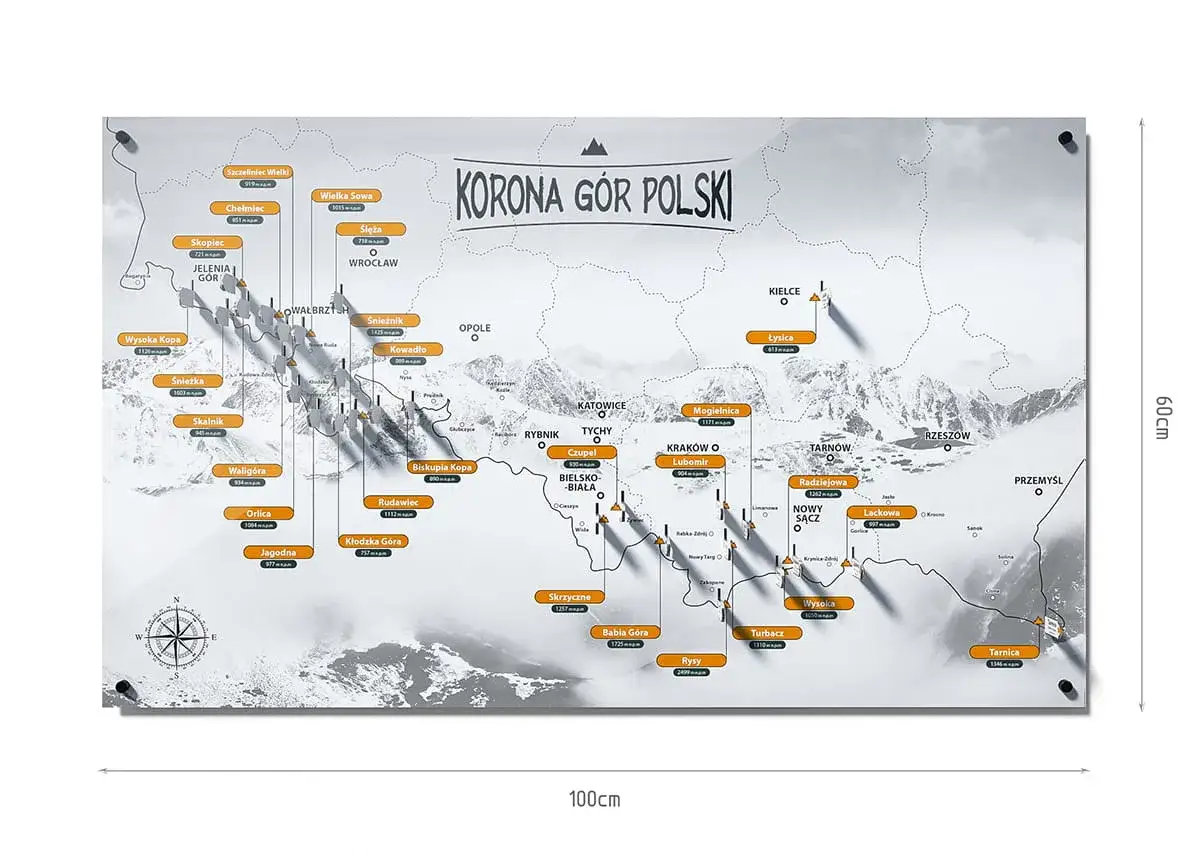 Mapa przedstawia trasę Korony Gór Polskich z zaznaczonymi szczytami, wysokościami i miastami.